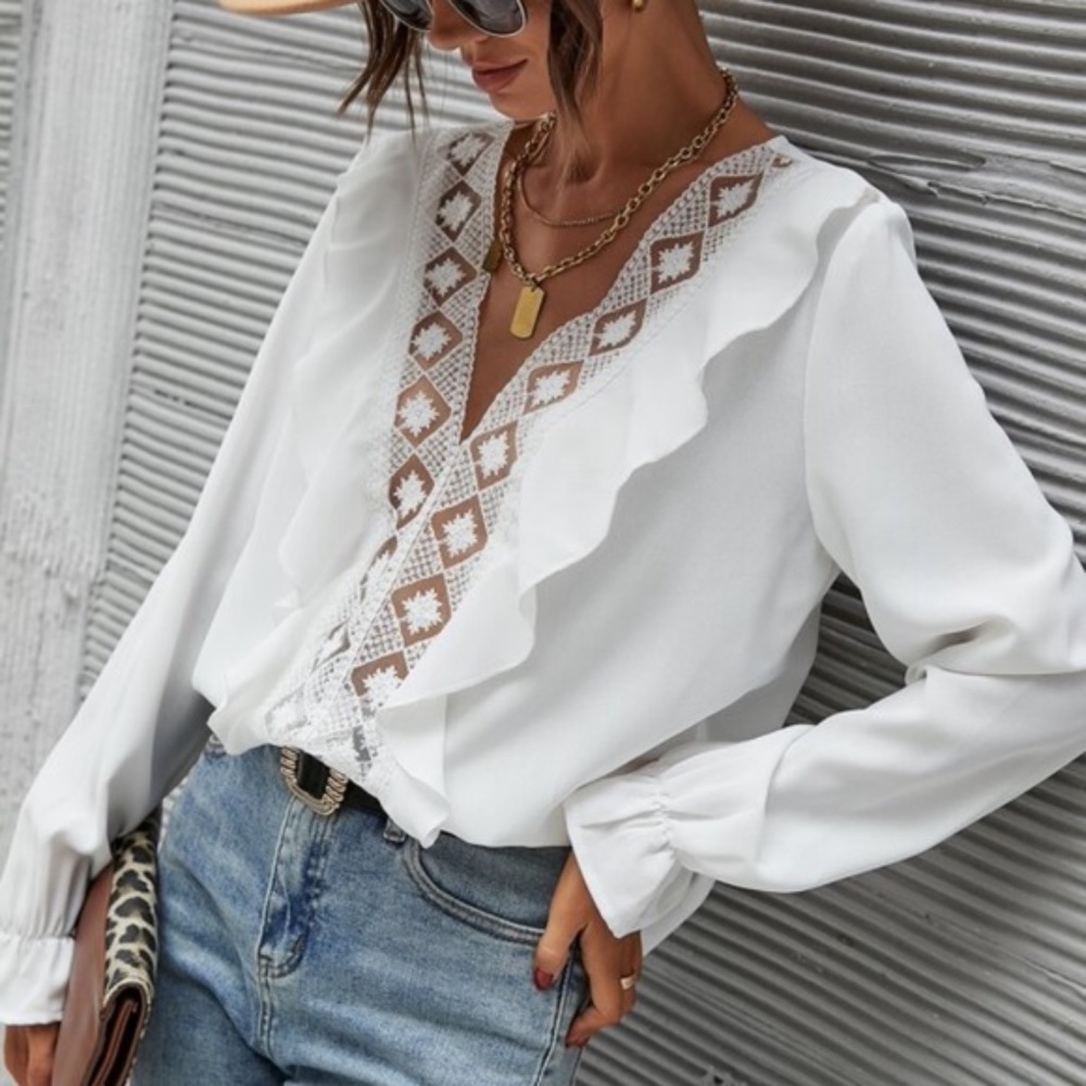 Bohemian White Floral Lace Ruffle Blouse Minimalist - Picture 4 of 5